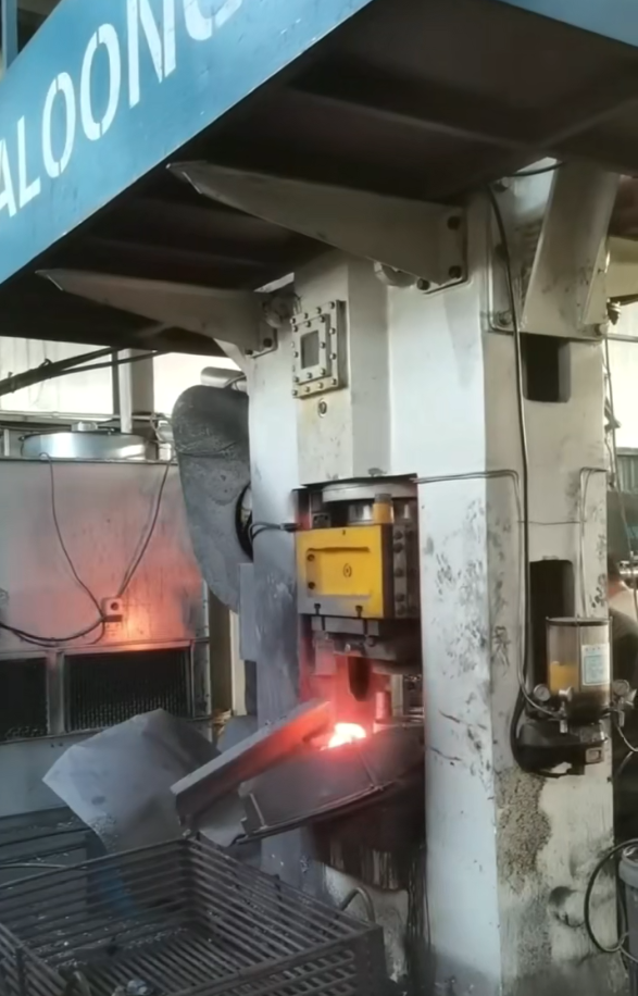 1756088499937 1756088499937